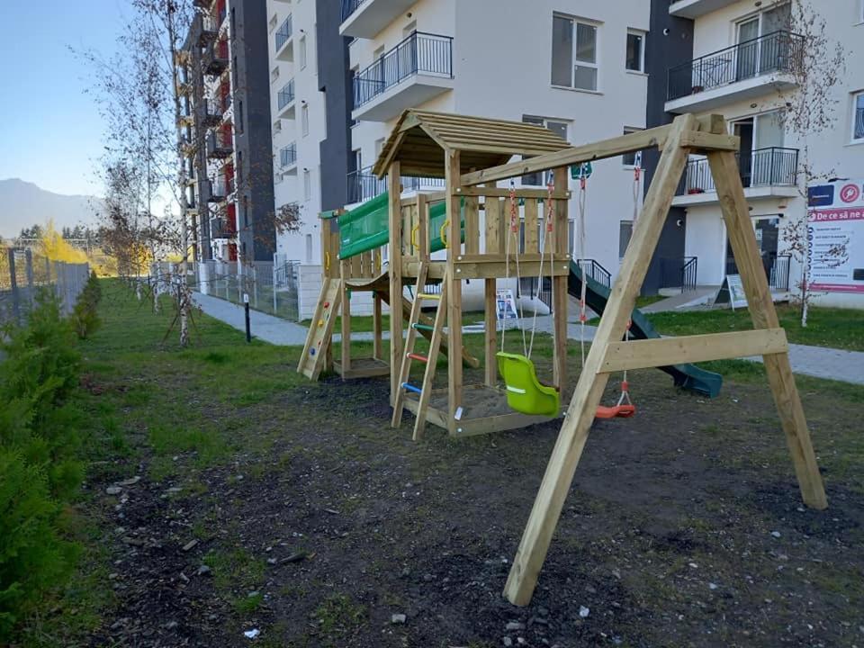 Panoramic Residence Zărneşti Екстериор снимка