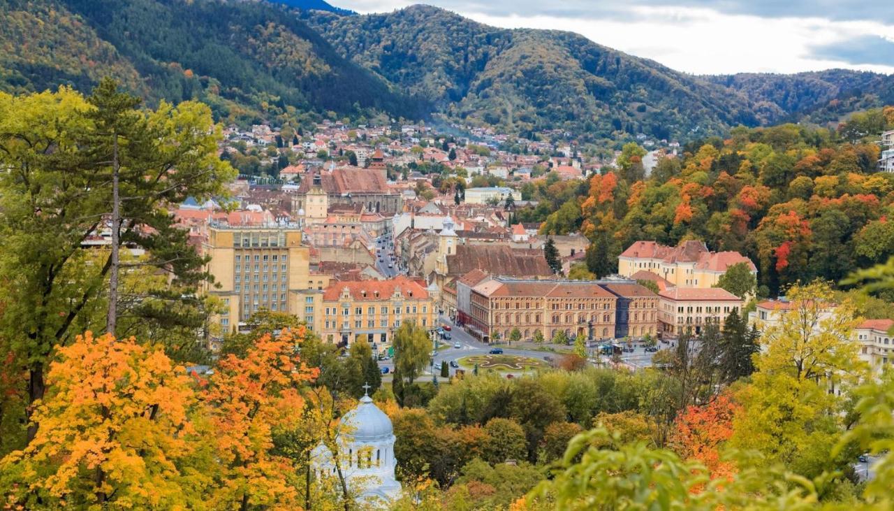 Panoramic Residence Zărneşti Екстериор снимка
